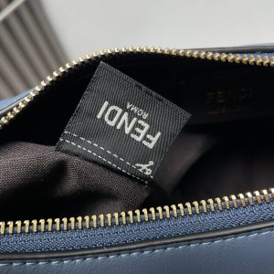 FendiIGRAPHY MEDIUM 29 IN QUEEN SMOOTH LAMBSKIN GOLD HARDWARE