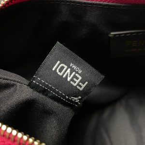 FendiIGRAPHY MEDIUM 29 IN BRIGHT PINK SMOOTH LAMBSKIN GOLD HARDWARE