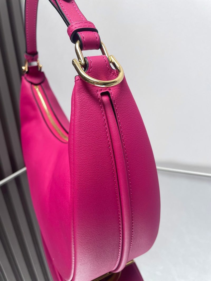 FendiIGRAPHY MEDIUM 29 IN BRIGHT PINK SMOOTH LAMBSKIN GOLD HARDWARE