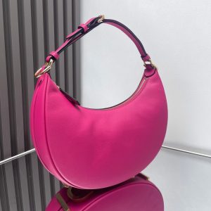 FendiIGRAPHY MEDIUM 29 IN BRIGHT PINK SMOOTH LAMBSKIN GOLD HARDWARE