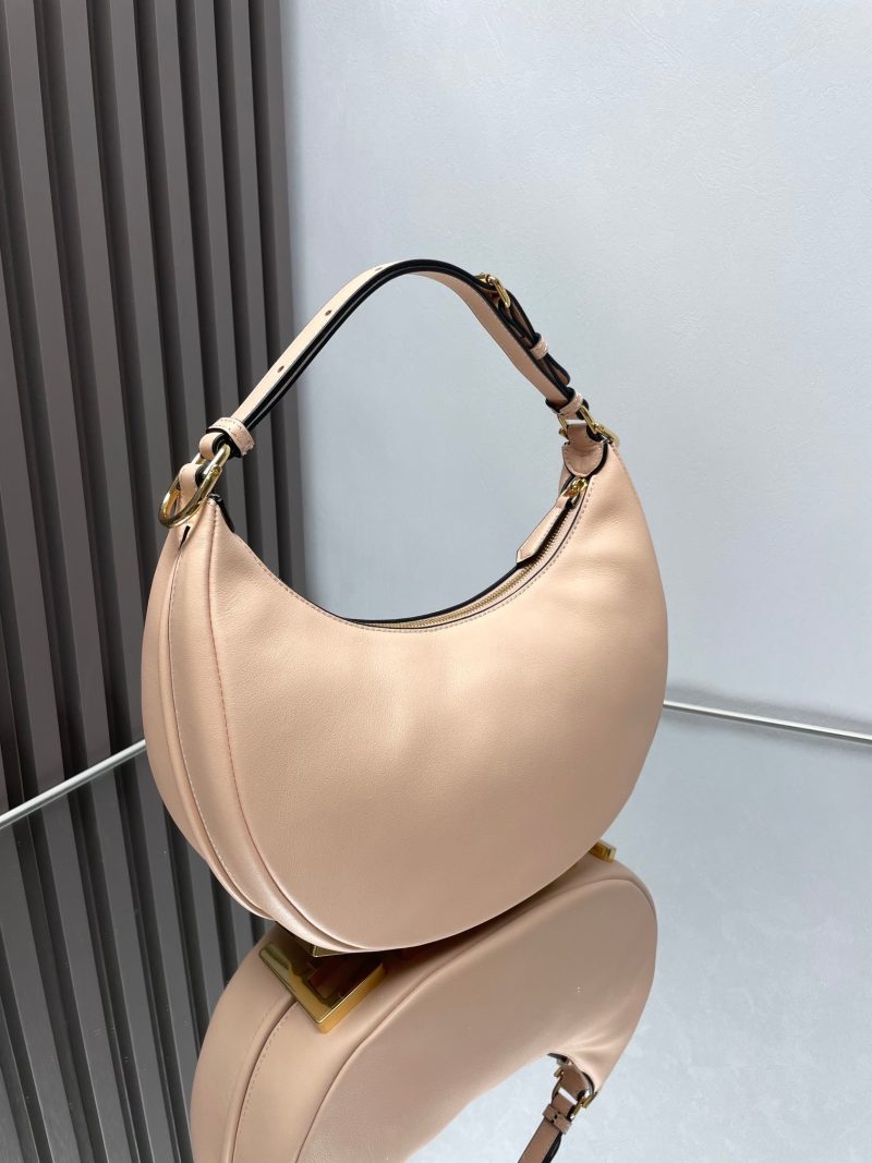 FendiIGRAPHY MEDIUM 29 IN BISQUE SMOOTH LAMBSKIN GOLD HARDWARE