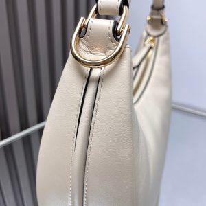 FendiIGRAPHY MEDIUM 29 IN WHITE SMOOTH LAMBSKIN GOLD HARDWARE