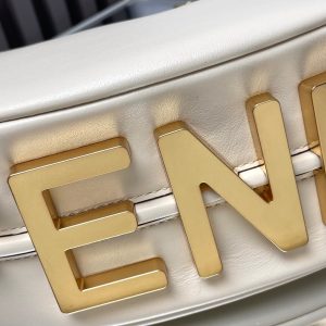 FendiIGRAPHY MEDIUM 29 IN WHITE SMOOTH LAMBSKIN GOLD HARDWARE