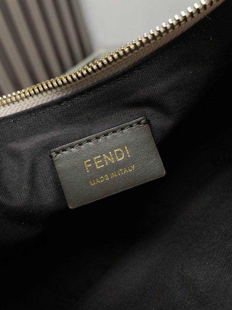 FendiIGRAPHY MEDIUM 29 IN SILVER METALLIC SMOOTH LAMBSKIN GOLD HARDWARE