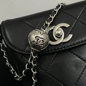 img_7fec9247_20240416_i1713200988_2168_2_jpg CC Phone Holder Bag 17cm Black Lambskin