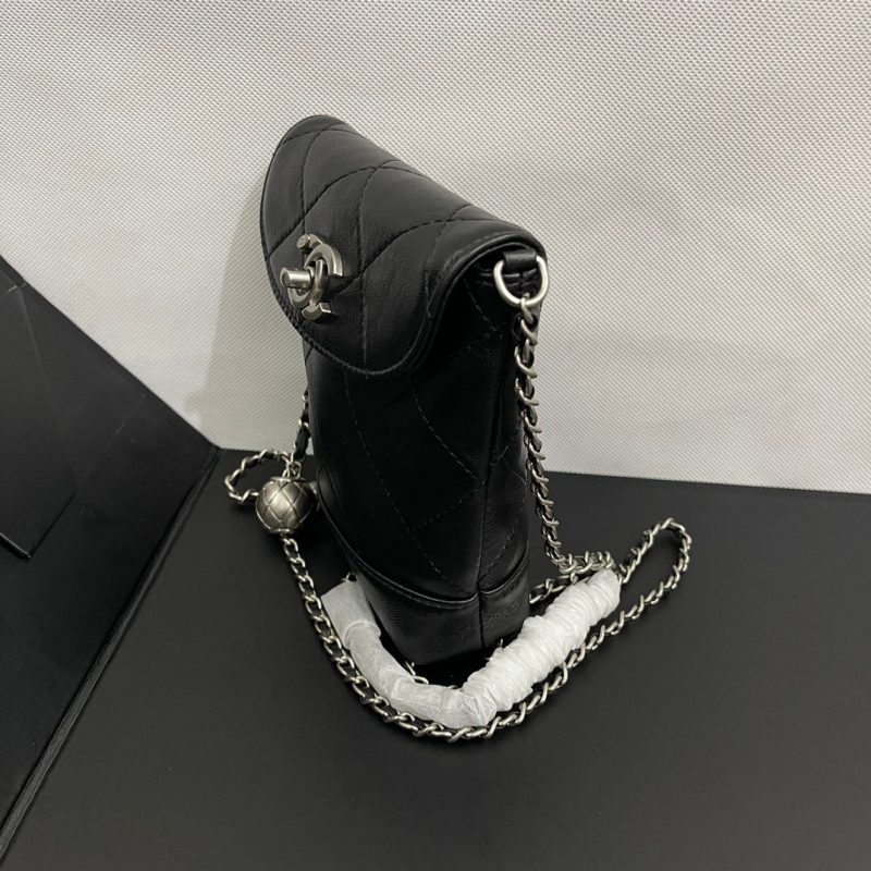 img_7fec9247_20240416_i1713200988_5349_6_jpg CC Phone Holder Bag 17cm Black Lambskin