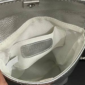 img_7fec9247_20240416_i1713201104_172_4_jpg CC Phone Holder Bag 17cm Sliver Metalic Leather