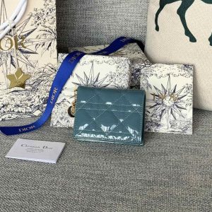 img_80e46a01_20231126_i1700989015_4453_0_jpg CD Caro 11cm Compact Wallet Shiny Teal Calfskin