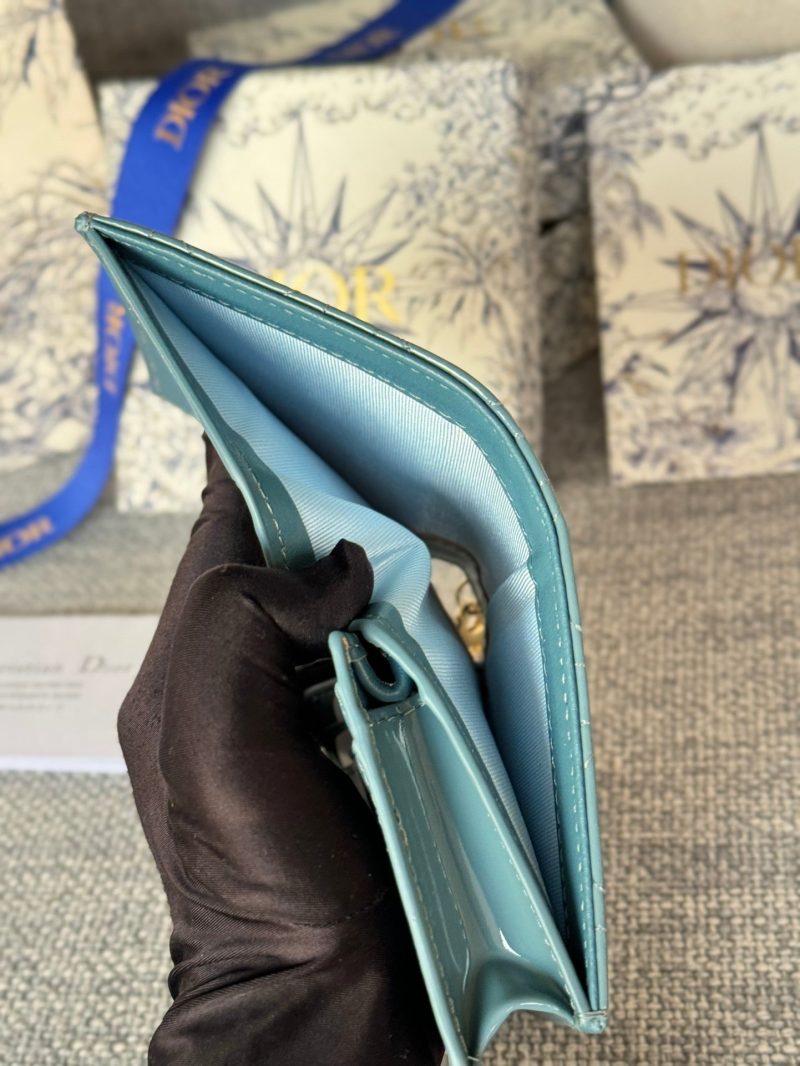 img_80e46a01_20231126_i1700989016_2671_4_jpg CD Caro 11cm Compact Wallet Shiny Teal Calfskin