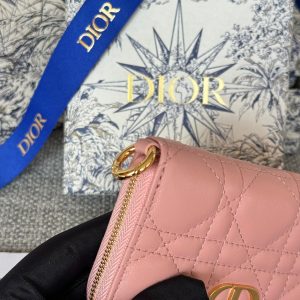 img_80e46a01_20231227_i1703672588_1090_0_jpg CD Logo Caro 11cm Compact Wallet Pink Calfskin