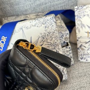 CD Logo Caro 11cm Compact Wallet Black Calfskin