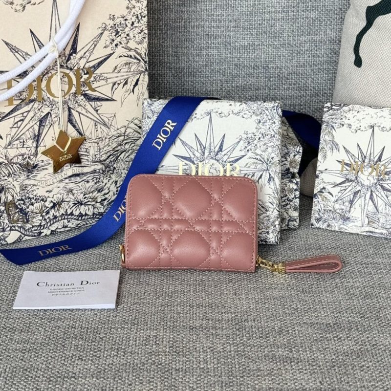 img_80e46a01_20231227_i1703672698_2523_0_jpg CD Logo Caro 11cm Compact Wallet Dark Pink Calfskin