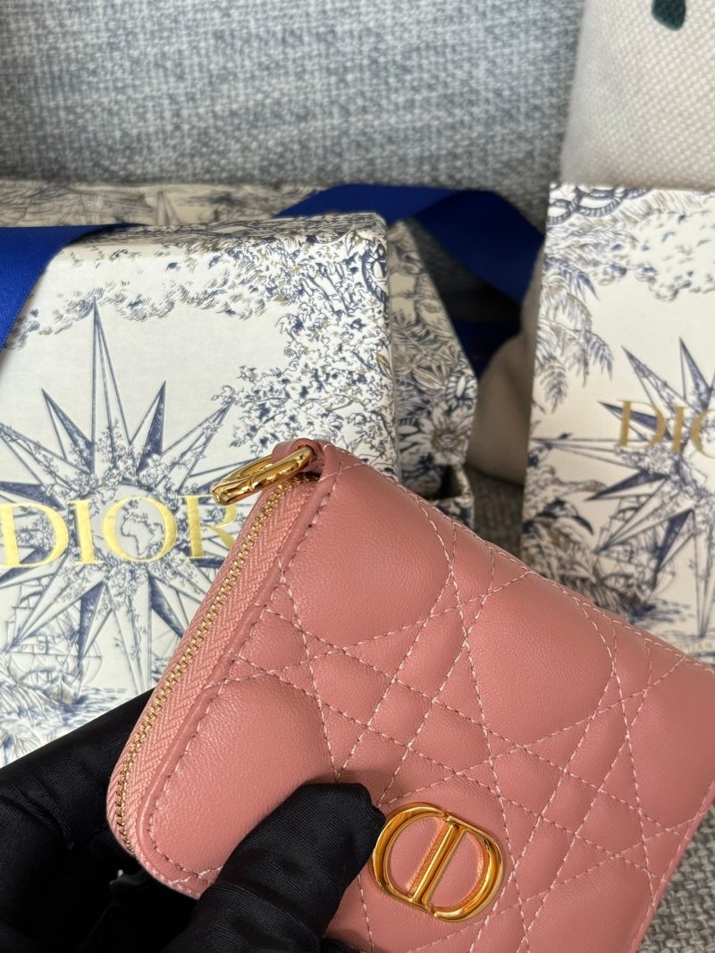 img_80e46a01_20231227_i1703672698_3059_0_jpg CD Logo Caro 11cm Compact Wallet Dark Pink Calfskin