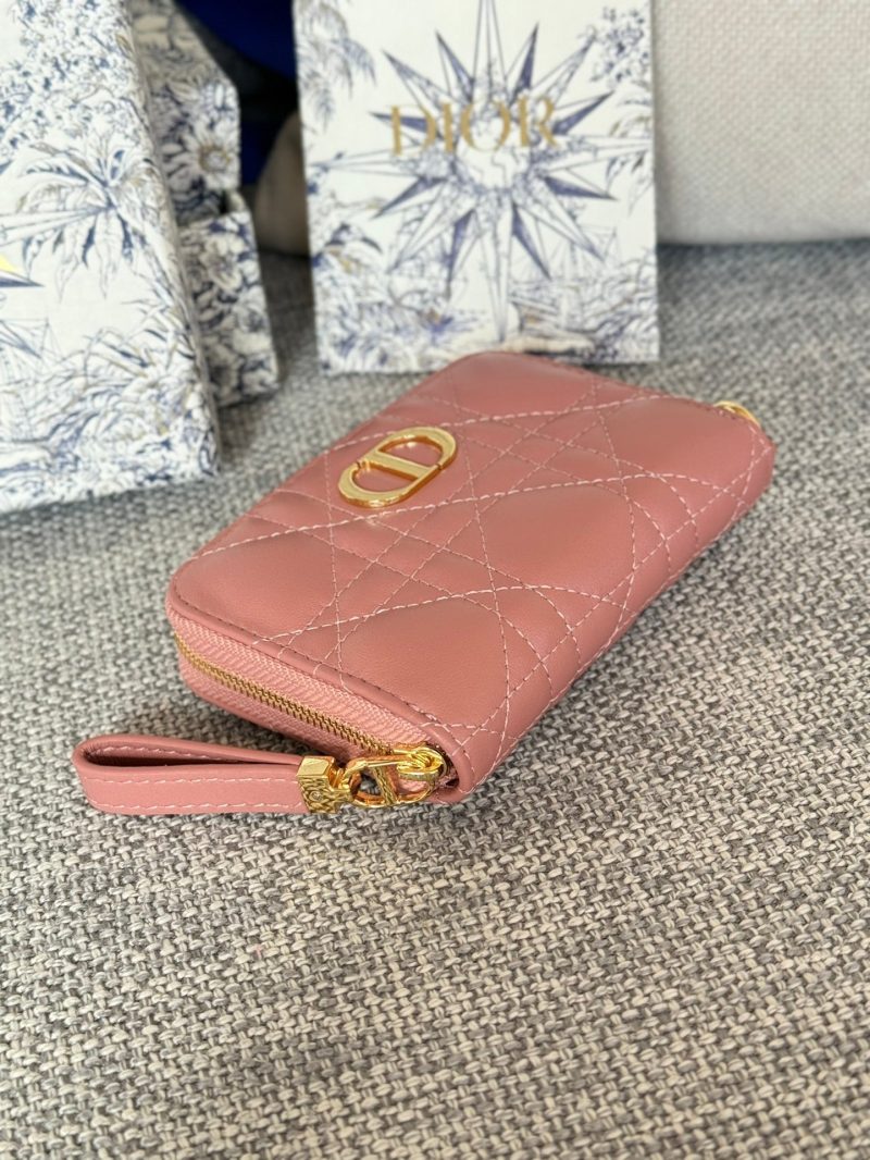 img_80e46a01_20231227_i1703672698_3099_0_jpg CD Logo Caro 11cm Compact Wallet Dark Pink Calfskin