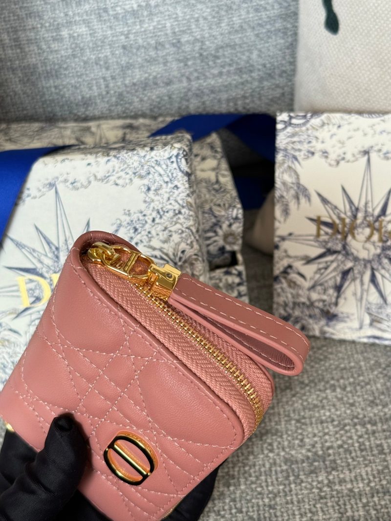 img_80e46a01_20231227_i1703672698_8759_0_jpg CD Logo Caro 11cm Compact Wallet Dark Pink Calfskin