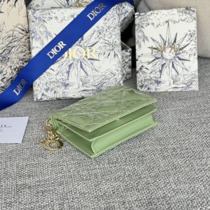 img_80e46a01_20240411_i1712817761_7478_5_jpg CD Caro 11cm Compact Wallet Shiny Green Calfskin