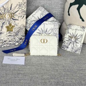 img_80e46a01_20240411_i1712822437_4592_5_jpg CD Logo Caro 11cm Compact Wallet White Calfskin