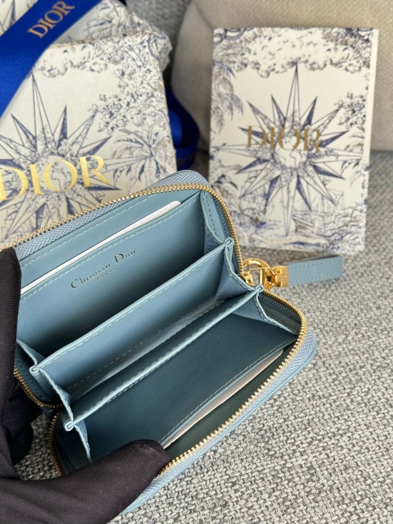 img_80e46a01_20240411_i1712822461_182_4_jpg CD Logo Caro 11cm Compact Wallet Cloud Blue Calfskin