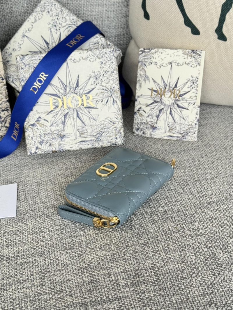 img_80e46a01_20240411_i1712822461_504_1_jpg CD Logo Caro 11cm Compact Wallet Cloud Blue Calfskin