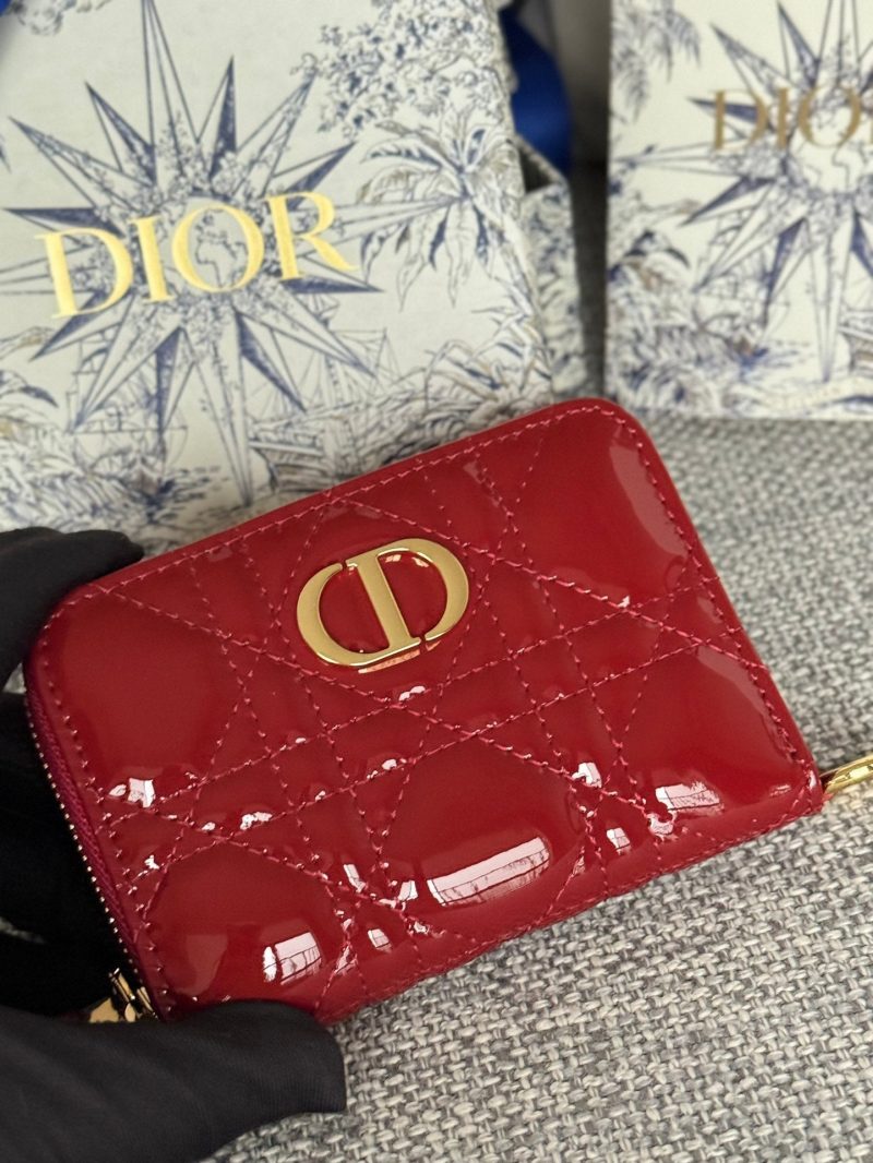 img_80e46a01_20240420_i1713609441_4548_2_jpg CD Logo Caro 11cm Compact Wallet Shiny Red Calfskin