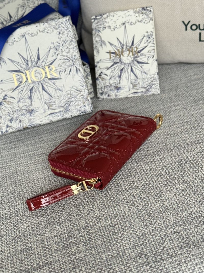 img_80e46a01_20240420_i1713609441_9084_0_jpg CD Logo Caro 11cm Compact Wallet Shiny Red Calfskin