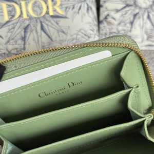 CD Logo Caro 11cm Compact Wallet Shiny Green Calfskin