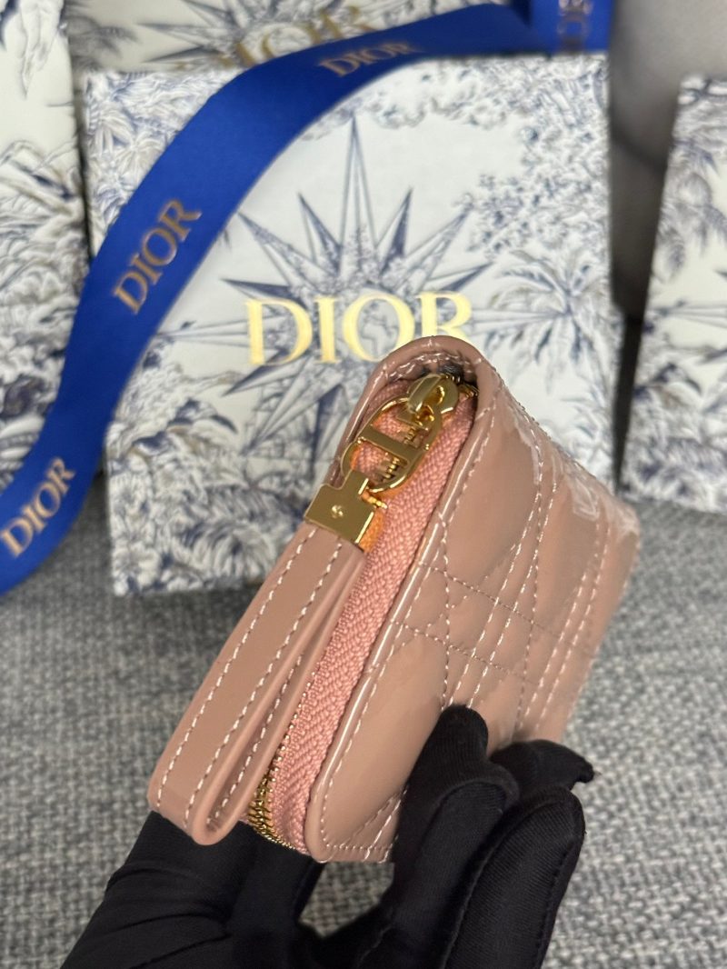 img_80e46a01_20240420_i1713609556_31_0_jpg CD Logo Caro 11cm Compact Wallet Shiny Dark Beige Calfskin