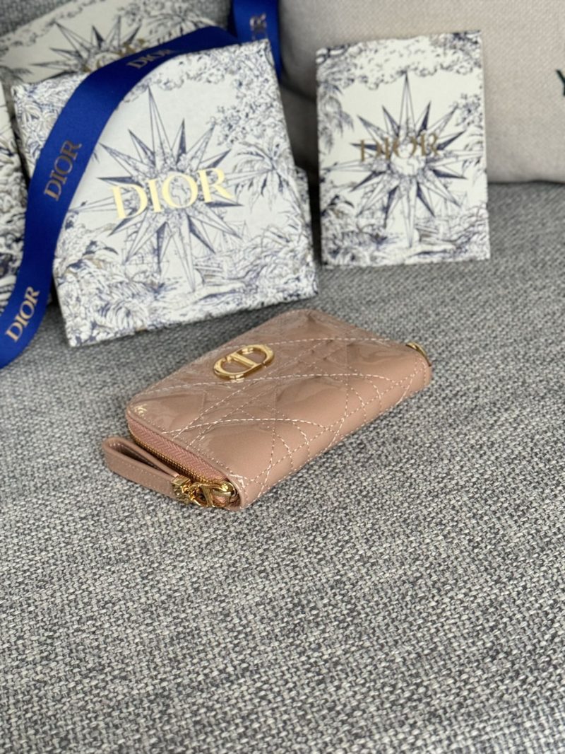 img_80e46a01_20240420_i1713609557_1634_4_jpg CD Logo Caro 11cm Compact Wallet Shiny Dark Beige Calfskin