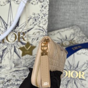 CD Logo Caro 11cm Compact Wallet Shiny Beige Calfskin