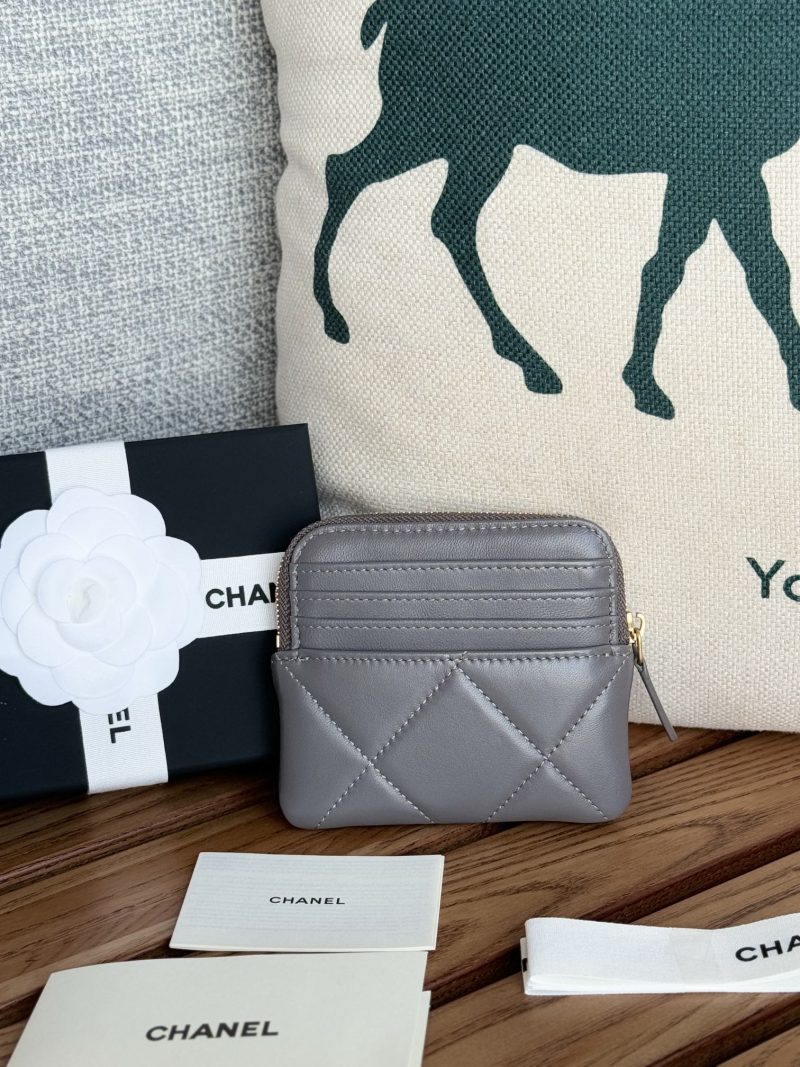 cc 19 zipped coin purse 11cm grey lambskin gold hardware