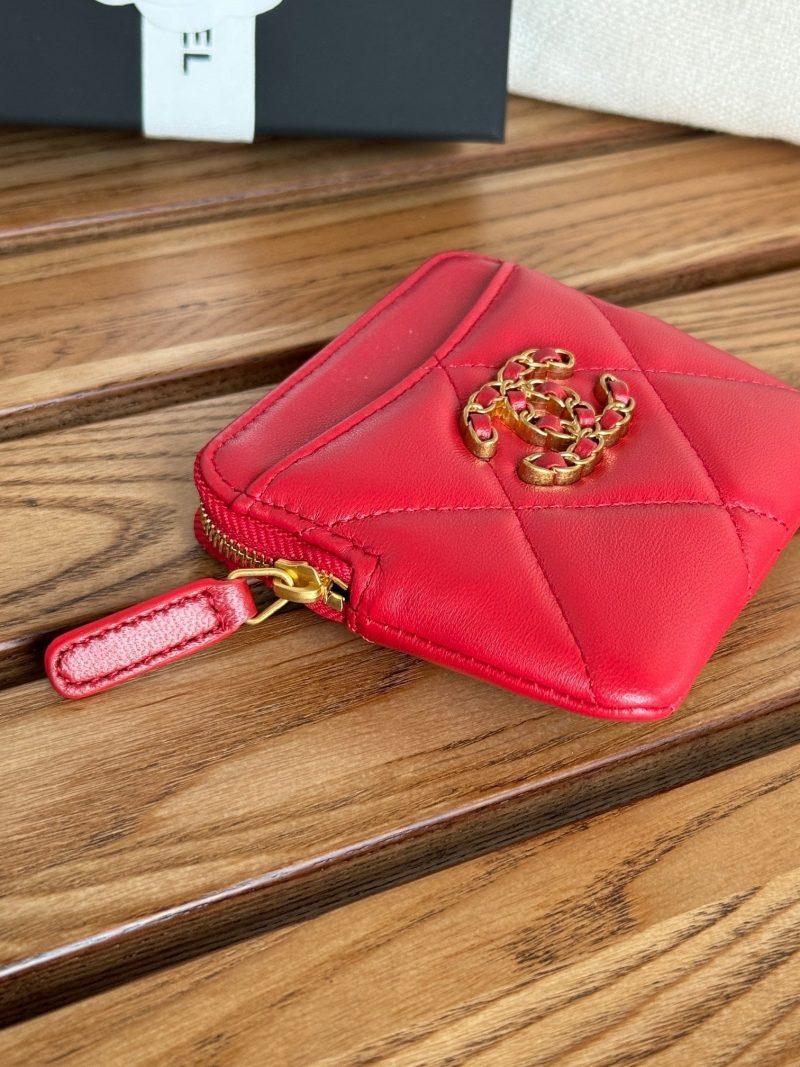 cc 19 zipped coin purse 11cm black lambskin gold hardware