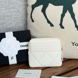 cc 19 zipped coin purse 11cm white lambskin gold hardware