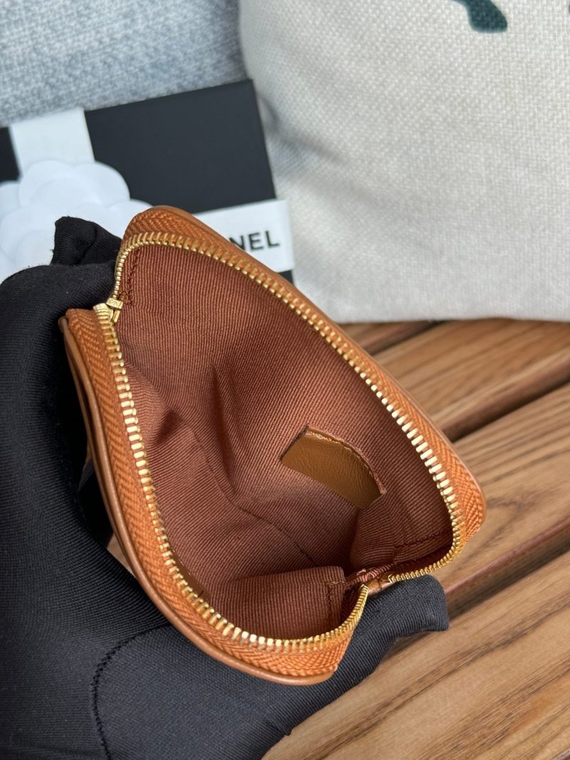 cc 19 zipped coin purse 11cm brown lambskin gold hardware