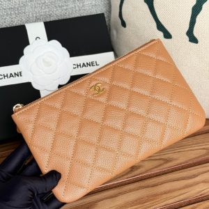 cc zipped wallet 20cm brown quilted caviar gold hardware