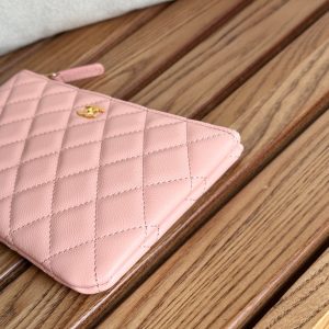 cc zipped wallet 20cm pink quilted caviar gold hardware