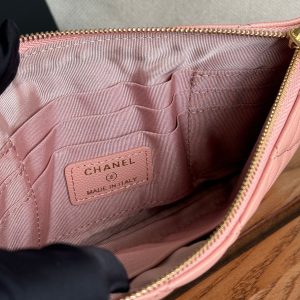 cc zipped wallet 20cm pink quilted caviar gold hardware