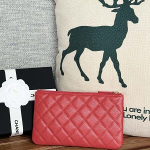 cc zipped wallet 20cm red quilted caviar gold hardware