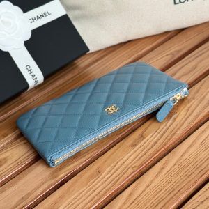 cc zipped wallet 20cm blue quilted caviar gold hardware