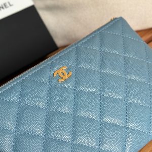 cc zipped wallet 20cm blue quilted caviar gold hardware