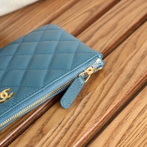 cc zipped wallet 20cm blue quilted caviar gold hardware