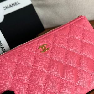 cc zipped wallet 20cm dark pink quilted caviar gold hardware