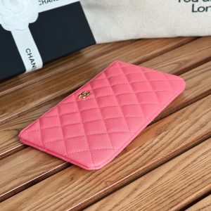 cc zipped wallet 20cm dark pink quilted caviar gold hardware