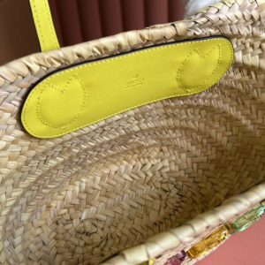SMALL TOTE BAG 20 WITH LOGO IN NATURAL-COLORED STRAW AND YELLOW CALFSKIN HANDLE
