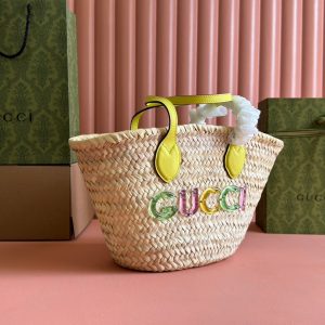 SMALL TOTE BAG 20 WITH LOGO IN NATURAL-COLORED STRAW AND YELLOW CALFSKIN HANDLE