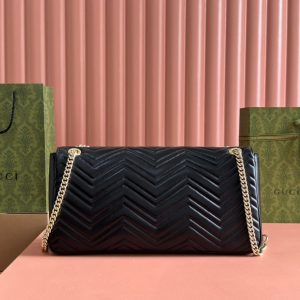 MARMONT SHOULDER BAG 40 IN BLACK CALFSKIN GOLD CHAIN