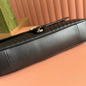 MARMONT SHOULDER BAG 40 IN BLACK CALFSKIN GOLD CHAIN