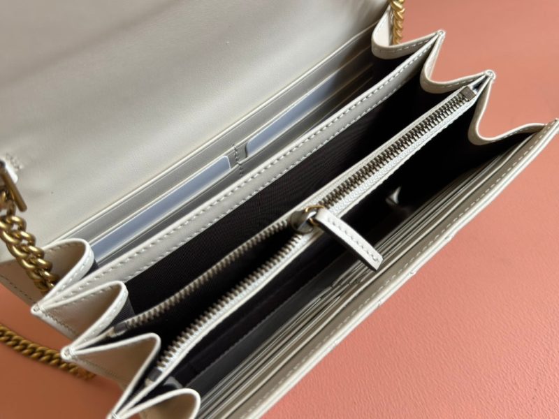 img_89648692_20240701_i1719823142_2517_0_jpg MARMONT SMALL SHOULDER BAG 20 IN WHITE LAMBSKIN GOLD HARDWARE