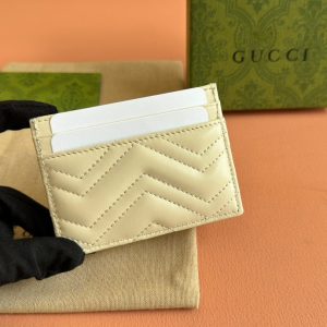 MARMONT QUILTED CARD HOLDER 10 IN LIGHT YELLOW CALFSKIN