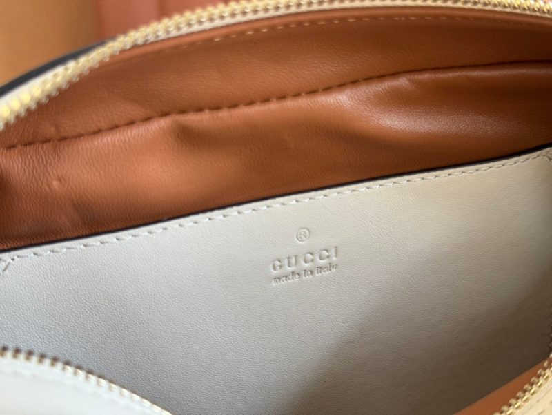 img_89648692_20240713_i1720873068_8656_0_jpg MARMONT SMALL SHOULDER BAG 24 IN WHITE CALFSKIN GOLD HARDWARE