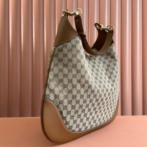 BODY MEDIUM SHOULDER BAD 49 IN BEIGE MONOGRAM CANVAS AND BROWN CALFSKIN GOLD HARDWARE